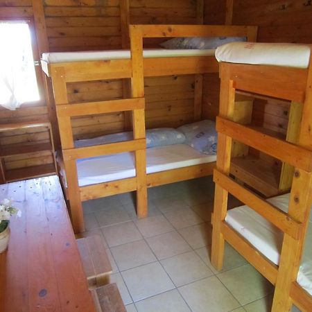 Hotel Nyirfaliget Lovaskemping Es Turistahaz Nyíregyháza Exterior foto